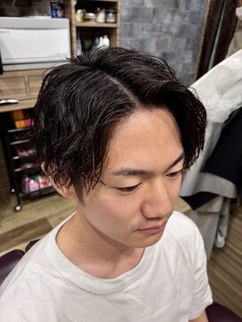 銀座マツナガ 神田店 20代30代ツイストスパイラルツーブロックマッシュ
