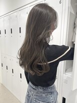 ノウハウ タニマチ(KNOWHOW tanimachi) ゆるっと動くレイヤーhair/赤みを消したオリーブグレージュ