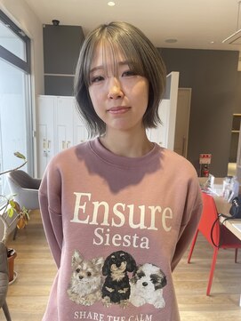 アンドファインヘアービューティー(AND FINE hair beauty) シルバーカラー＆大人くびれボブ