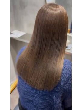 ネウィ 梅田(newi) オリーブカラー