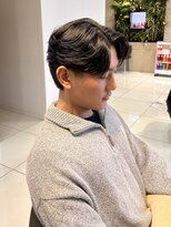 ダブルアール(RR MEN'S SALON)&nbsp;MEN’S/リバースセンターパート/ニュアンスパーマ/由比ヶ浜