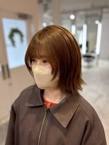 ヴァンカウンシル 一宮店(VAN COUNCIL)&nbsp;外はねミディアムボブ オレンジ系ブラウン 顔周りレイヤー