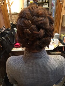 ボア トウキョウ(Voix Tokyo) 編み込みアップスタイル