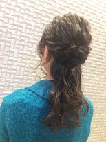 オリーブスバイネオリーブ(Olive's by neolive)&nbsp;【新宿　Neolive】NEOハーフアップアレンジ