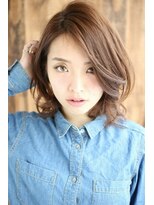 サファイア(SAPPHIRE) レイヤーボブで動きを見せ軽やかに!!