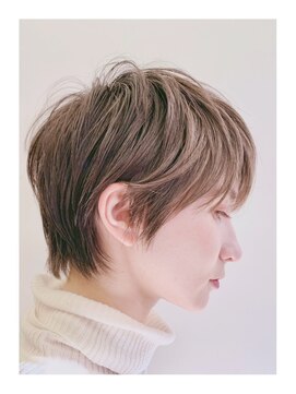ムーキー(mookie) ハイライトショートヘア