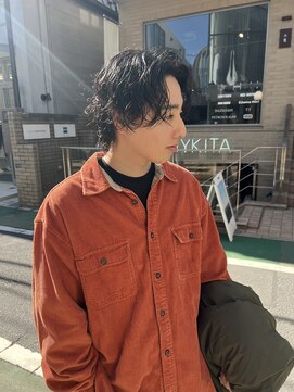 ジーナ オモテサンドウ(XENA) ウルフカット×パーマ（表参道）