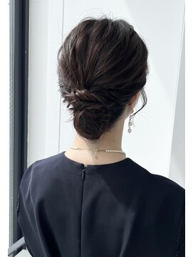 ロンド 表参道店(Lond) お呼ばれヘアで大人気スタイル!!フォーマルシニヨン