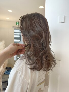 リン(Lin) シアベージュ