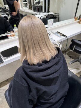 リリー バイ エーケー(Lily By Ak) ミルクティーベージュ