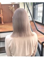 ワク 岡崎店(waku) ホワイトベージュ/ミルクティー