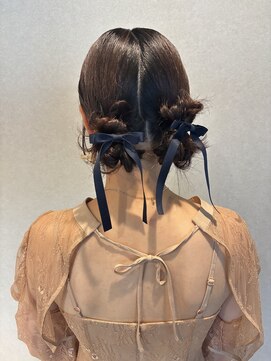 サリーワンフォーワン(Sally 141) ツインのリボンアレンジ