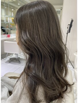 ホーミー(hommy) 赤み抹消アッシュカラー