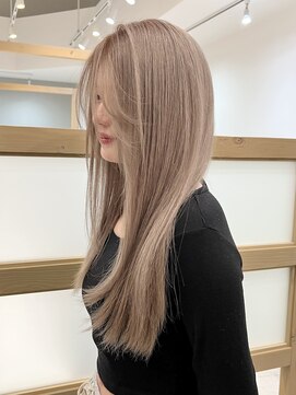 ヴィア 京都烏丸(Via) ミルクティーベージュ/ミルクティー/ブリーチ/髪質改善