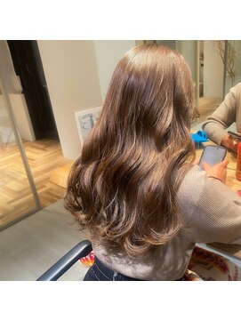 ヴェレタ(veLeta) 【veLeta金町hayashi】柔らかベージュロング