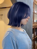 ロティー(loty)&nbsp;ボブ ブリーチ ダブルカラー ハイトーン ブルーカラー 外ハネ