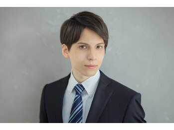 シエロ  池袋西口(Cielo)の写真/ビジネスシーンで好印象を作る、伸びても扱いやすいメンズスタイル