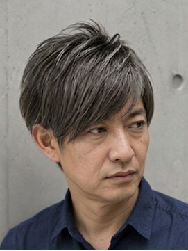 バーバーバー ナカノ(BARBER BAR NAKANO) 大人の色気　グレージュショート