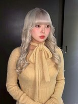 コエル(KOER)&nbsp;ハイトーン×くびれボブセミティ小顔カット10代20代30代