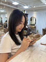 ラナ(LANA)&nbsp;秋カラーオリーブベージュとレイヤースタイル