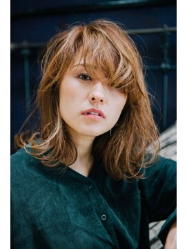 グランシャリオ 笹塚店(Grand Chariot) 【GrandChariot 笹塚】ランダムカールのセミディスタイル