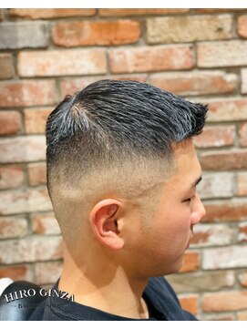 ヒロギンザバーバーショップ 丸の内店(HIRO GINZA BARBER SHOP) 好印象◎スキンフェードアイビーカット