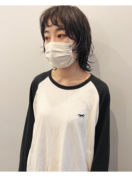 ポーズ(PAUSE) ウルフパーマ