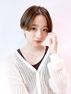 アイティー バイ アルバム 浦和店(IT by ALBUM) ハンサムショート_外ハネボブセクションカラー_28611