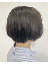 ミシュタ(mishuTA)&nbsp;グラデーションボブスタイル