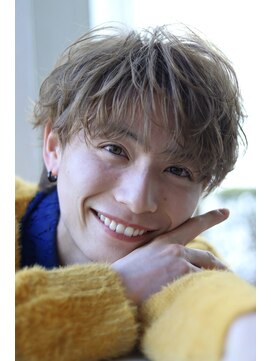 オーシャントーキョー サニー 原宿(OCEAN TOKYO Sunny) ハイトーン束感メンズマッシュスパイラルパーマニュアンスパーマ