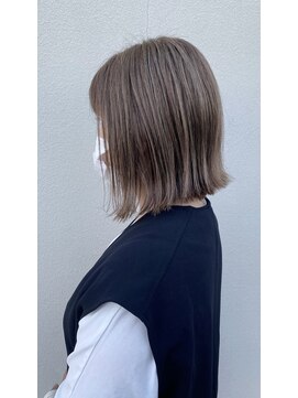 ヘアメイク シンズ レインボー(Hair Make SHIN'S RAINBOW) 白髪ぼかし/ハイライト/ブリーチ/ぱつっとボブ/高松