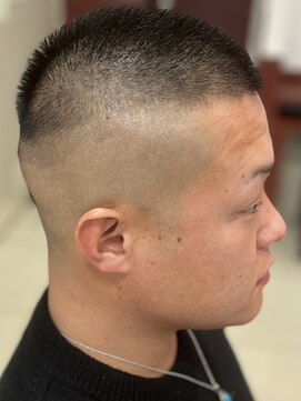 ヘアークリアー 春日部 メンズバーバー風カット/夏にピッタリ/個性派さんカット/春日部