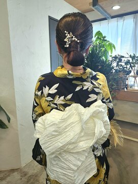 イット(it.) it. YUI 浴衣着付 タイトアレンジ ヘアセット ヘアアレンジ