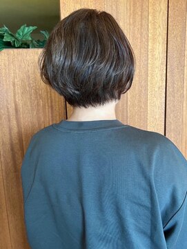 トップヘアー アヴェニュー 刈谷(TOPHAIR Avenue) ふんわり大人ショートボブ　30代/40代/50代