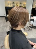 ショートボブ