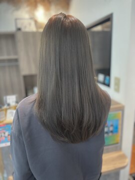 メゾン イネ(Maison INE) オリーブグレー