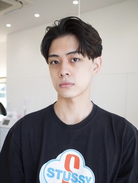 ユートゥイーズ つくば(U too e's) 毛流れセンターパート/メンズパーマ　寺沢　颯