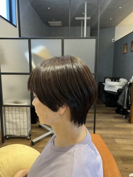 トップヘアー 池の内店(TOP HAIR) くすみブラウン×ショートスタイル