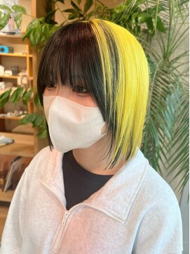 ソワンドゥブレス 瓜破店(soin de brace) ブラック×イエロー