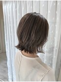 グレージュカラー×レイヤーボブ
