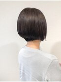 キレイなカットライン×グラデーションボブ【Comado】