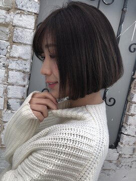 ロンドアベニール 北千住(Lond avenir) 20.30.40代◎前下がり切りっぱなしボブ　担当本田