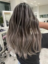 カラ ヘアーサロン(Kala Hair Salon) コントラストハイライトバレイヤージュ