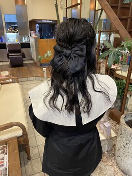 ビハツヤ(BIHATSU-YA) ハーフアップアレンジ