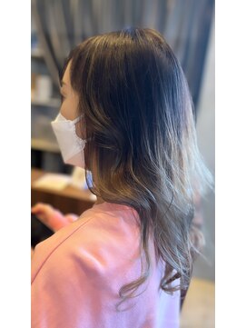 グランデュール サンストリート浜北店(GRANDEUR) グラデーションカラー　シルバーベージュ　グレージュ