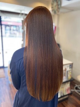 ヘアースタジオ ハーフバック 高尾店(HAIR STUDIO HALF BACKS×１/2)の写真/髪を労わりながら、癖が落ち着く♪ダメージを抑えた憧れの艶髪で、ストレートスタイルがもっと好きになる！