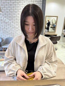 アース 三軒茶屋店(HAIR&MAKE EARTH) シンプルで洗練された大人ボブ【三軒茶屋】