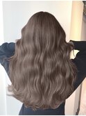 ヘーゼルベージュ　ブリーチなし　レイヤーカット　海外風