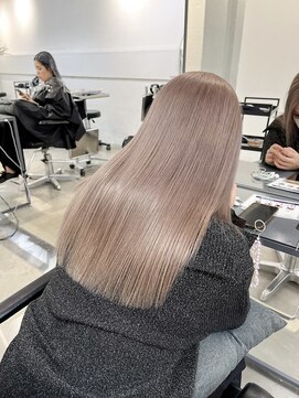 フォト 新宿三丁目(foto) ミディアム暗めカラーデザインカラーフェイスフレーミング