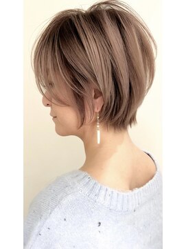 ゴカン バイ ジル ブラン 名古屋(Gokan by JIL BLAN) ハイライトバレイヤージュダブルカラーショートカット30代40代